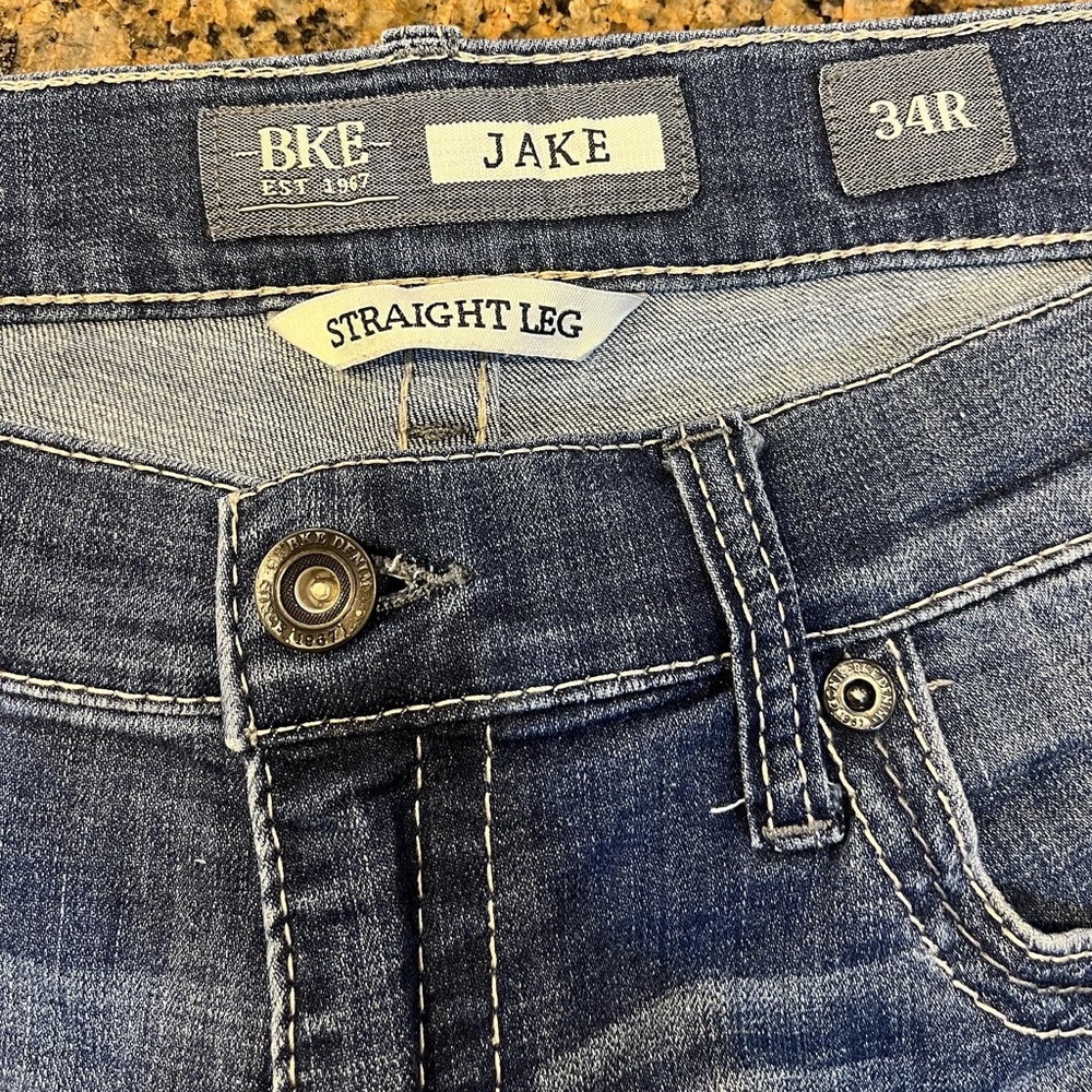 Men’s Buckle JAKE Jeans 34x34